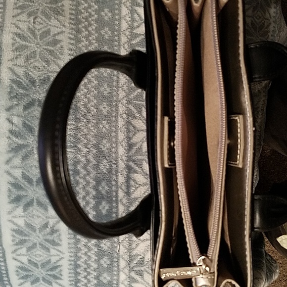 David Jones black satchel - Picture 4 of 8